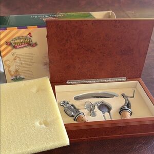 GOLFERS THEME WINE ACCESSORY TOOL SET IN WOOD BOX GIFT NEW